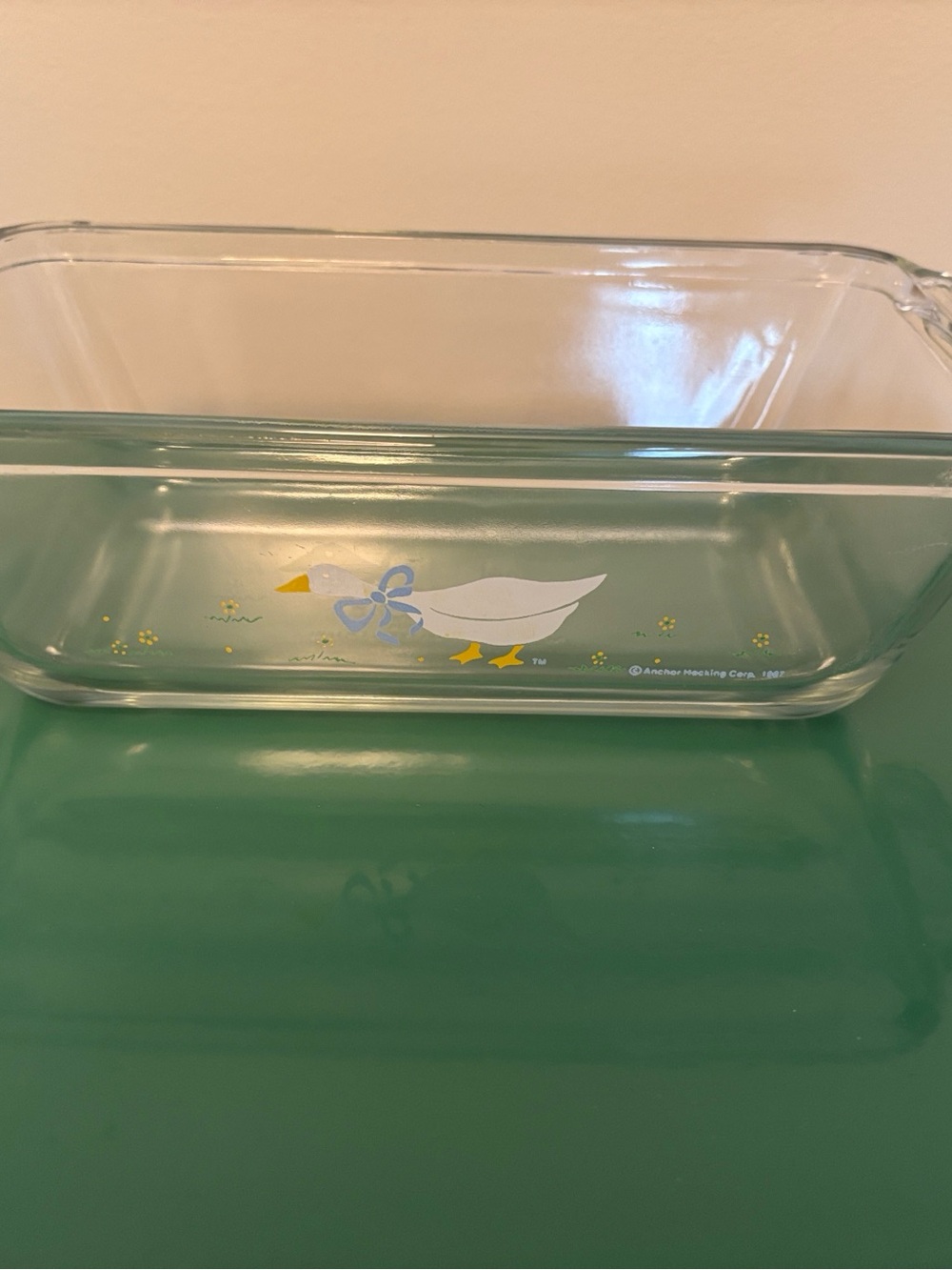 Vintage Anchor Hocking Clear Glass Loaf Pan with White Duck and Yellow Accents - Picture 3 of 4